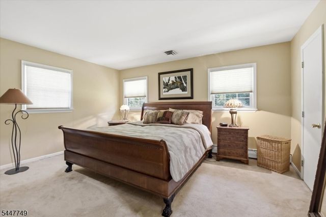 17 Edgewood Ave N, West Orange Twp., NJ 07052