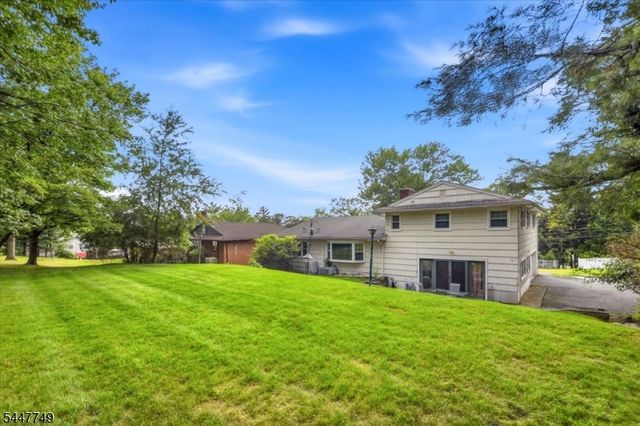17 Edgewood Ave N, West Orange Twp., NJ 07052