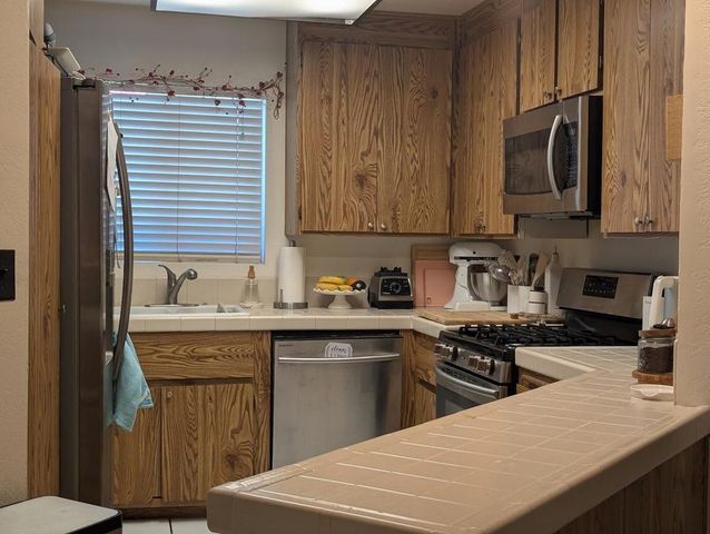 48255 Monroe Street 6, Indio, CA 92201