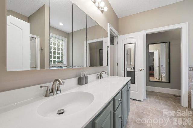 1220 Grun Augen Drive, Richburg, SC 29729