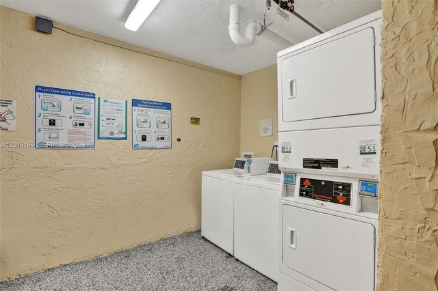 606 W 81st Street 323, Hialeah, FL 33014