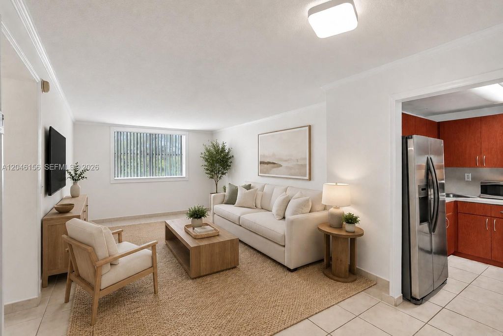606 W 81st Street 323, Hialeah, FL 33014
