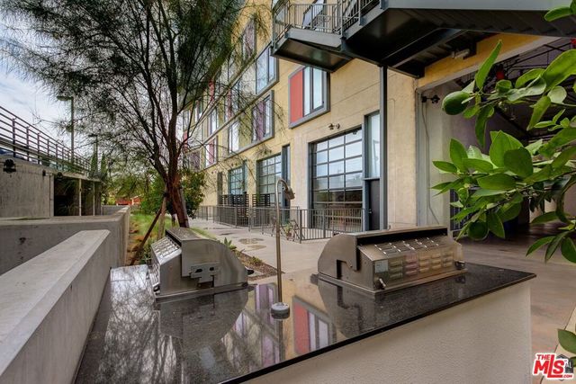 200 N San Fernando Road 412, Los Angeles, CA 90031
