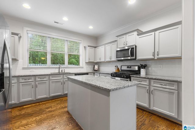 575 GRAYSON PLACE, Chelsea, AL 35043