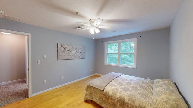 660 Thacher 14-02, Attleboro, MA 02703