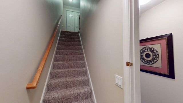 660 Thacher 14-02, Attleboro, MA 02703