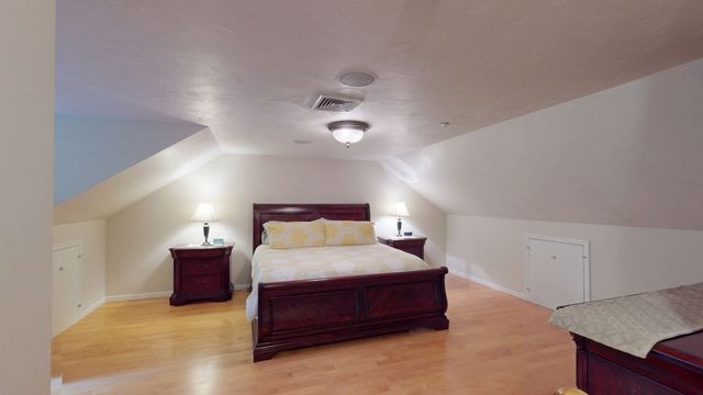 660 Thacher 14-02, Attleboro, MA 02703