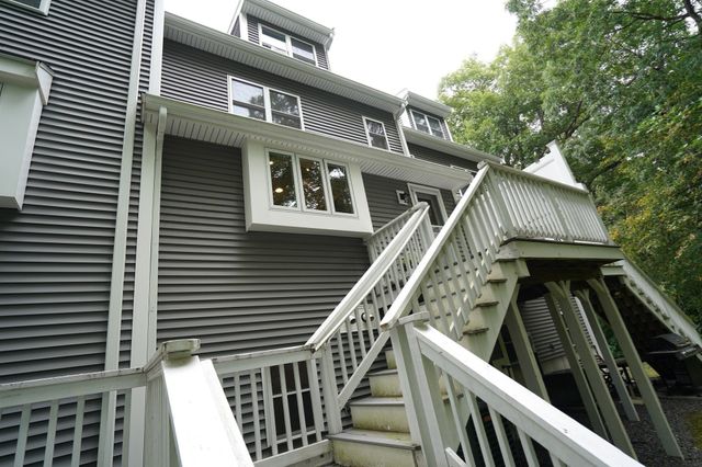 660 Thacher 14-02, Attleboro, MA 02703