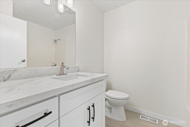 422 E Titus, Kent, WA 98030