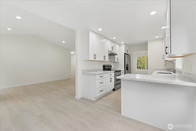 422 E Titus, Kent, WA 98030