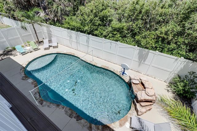 827 Oceanside, Port Aransas, TX 78373