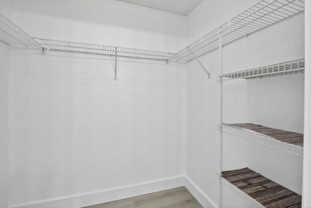 900 SW 142nd Avenue 305l, Pembroke Pines, FL 33027