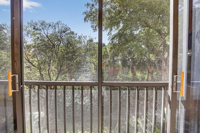 900 SW 142nd Avenue 305l, Pembroke Pines, FL 33027