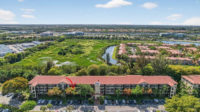 900 SW 142nd Avenue 305l, Pembroke Pines, FL 33027