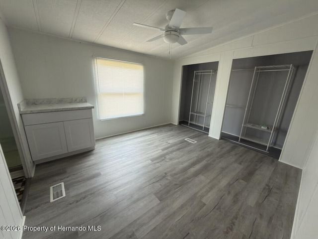 16131 Brookridge Boulevard, Brooksville, FL 34613