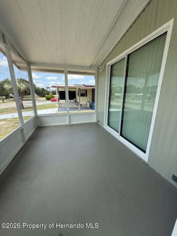 16131 Brookridge Boulevard, Brooksville, FL 34613