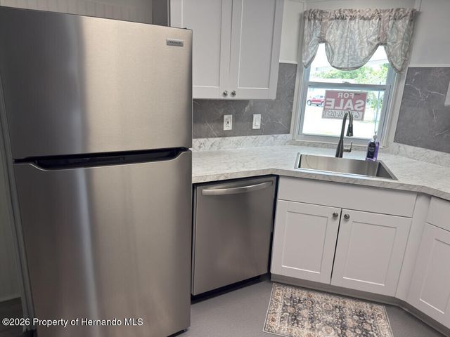 16131 Brookridge Boulevard, Brooksville, FL 34613