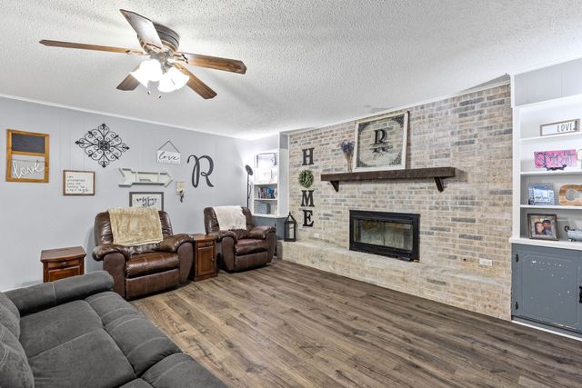 3026 Arapaho Road, Commerce, TX 75428