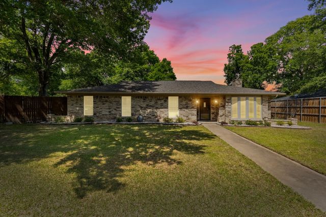 3026 Arapaho Road, Commerce, TX 75428