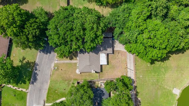 3026 Arapaho Road, Commerce, TX 75428
