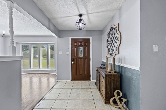 3026 Arapaho Road, Commerce, TX 75428