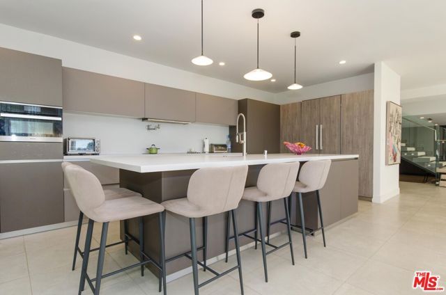 510 Leslie Lane B, Beverly Hills, CA 90210