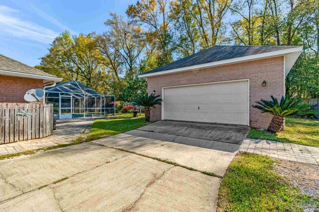 9320 Bell Ridge Dr, Pensacola, FL 32526