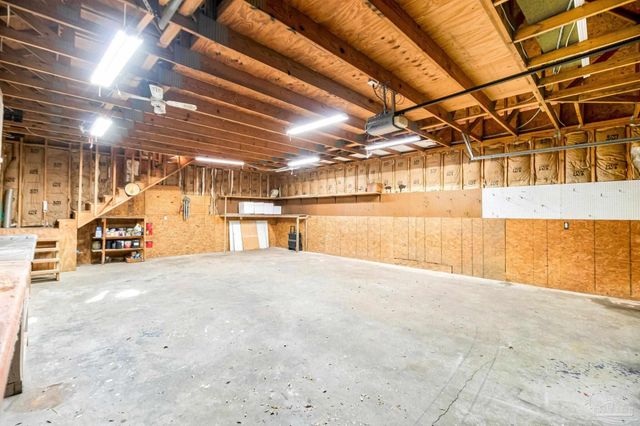 9320 Bell Ridge Dr, Pensacola, FL 32526