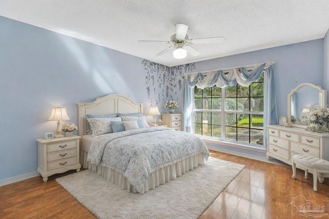 9320 Bell Ridge Dr, Pensacola, FL 32526