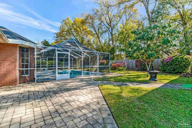 9320 Bell Ridge Dr, Pensacola, FL 32526