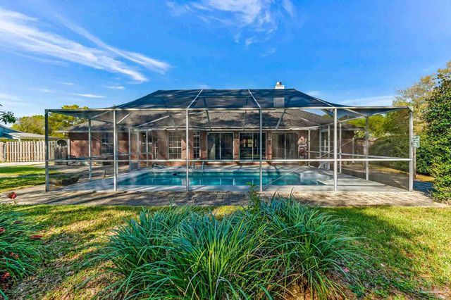 9320 Bell Ridge Dr, Pensacola, FL 32526