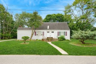 246 Columbus Avenue, West Babylon, NY 11704
