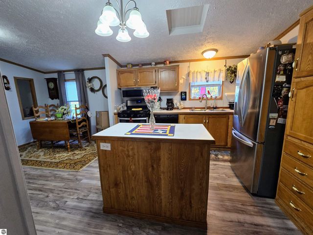 3085 Merrill Lake Drive, Sears, MI 49679