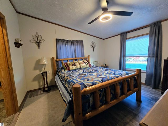 3085 Merrill Lake Drive, Sears, MI 49679