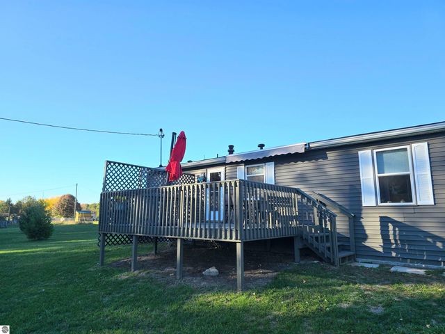 3085 Merrill Lake Drive, Sears, MI 49679