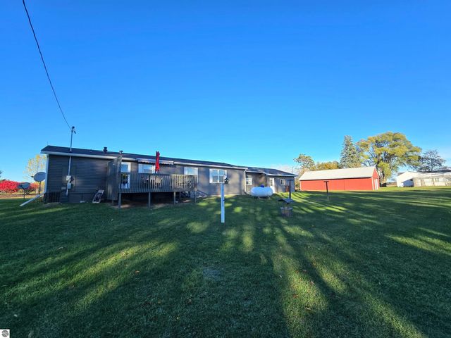 3085 Merrill Lake Drive, Sears, MI 49679