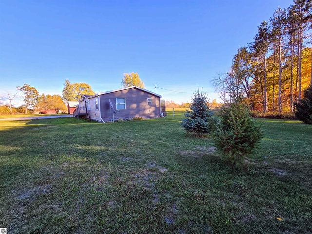 3085 Merrill Lake Drive, Sears, MI 49679