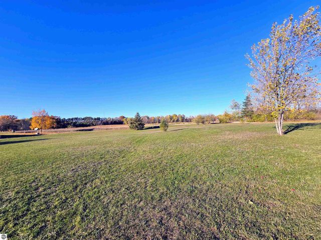 3085 Merrill Lake Drive, Sears, MI 49679