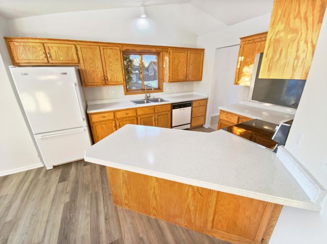 7631 Homestead Court S, Cottage Grove, MN 55016