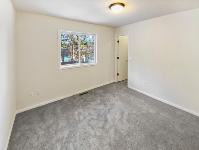 7631 Homestead Court S, Cottage Grove, MN 55016