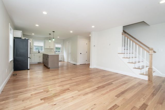 32 Union St 32, Lowell, MA 01852