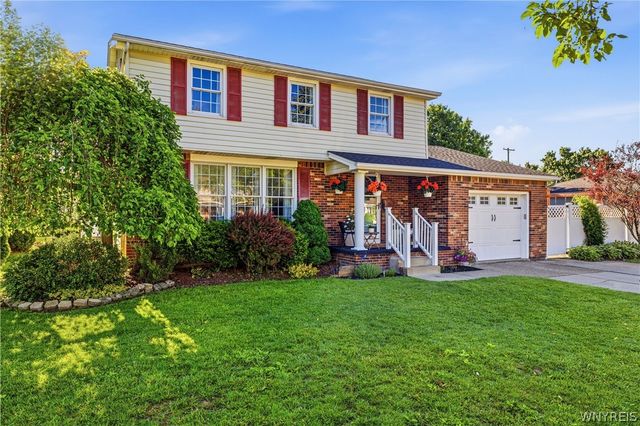 80 Roosevelt Avenue, Lancaster, NY 14086