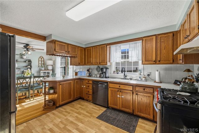 80 Roosevelt Avenue, Lancaster, NY 14086