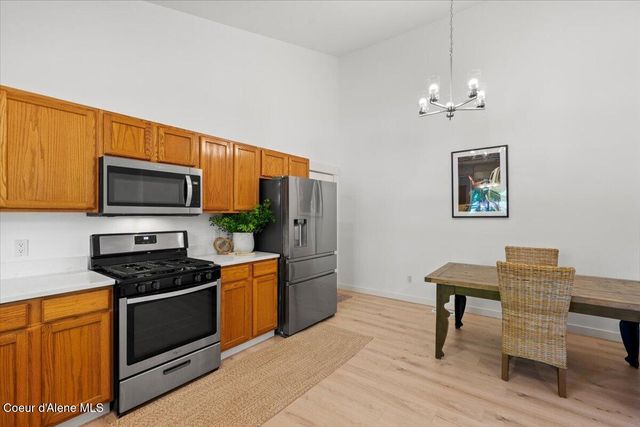 2072 W Ashley AVE, Coeur D'alene, ID 83815