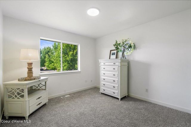 2072 W Ashley AVE, Coeur D'alene, ID 83815
