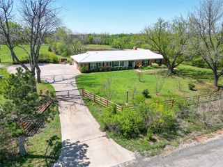 641 S HANDCOCK, Henrietta, TX 76365