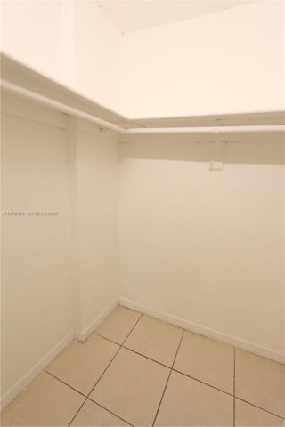 4550 NW 9th St 305E, Miami, FL 33126