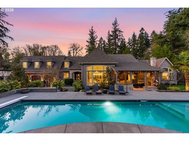 951 ATWATER Rd, Lake Oswego, OR 97034