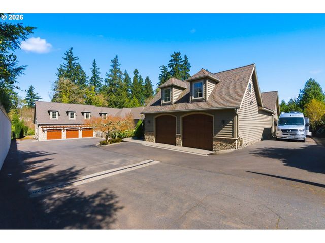 951 ATWATER Rd, Lake Oswego, OR 97034