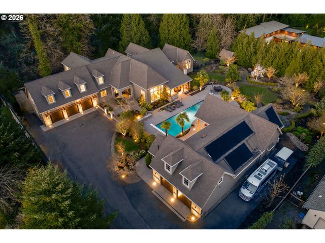951 ATWATER Rd, Lake Oswego, OR 97034